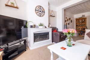 Lounge- click for photo gallery